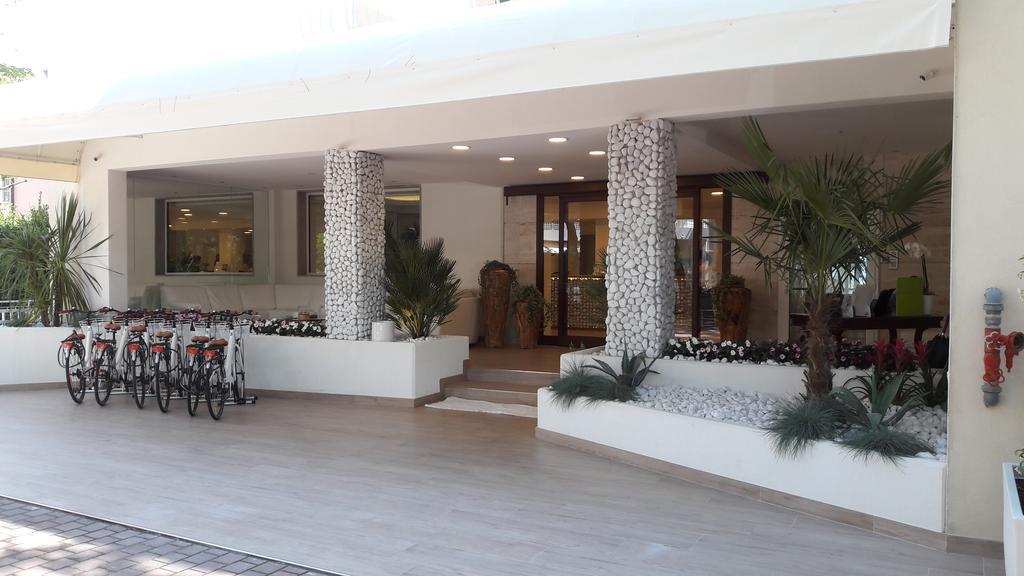 Hotel Bellariva Lido di Jesolo Eksteriør bilde