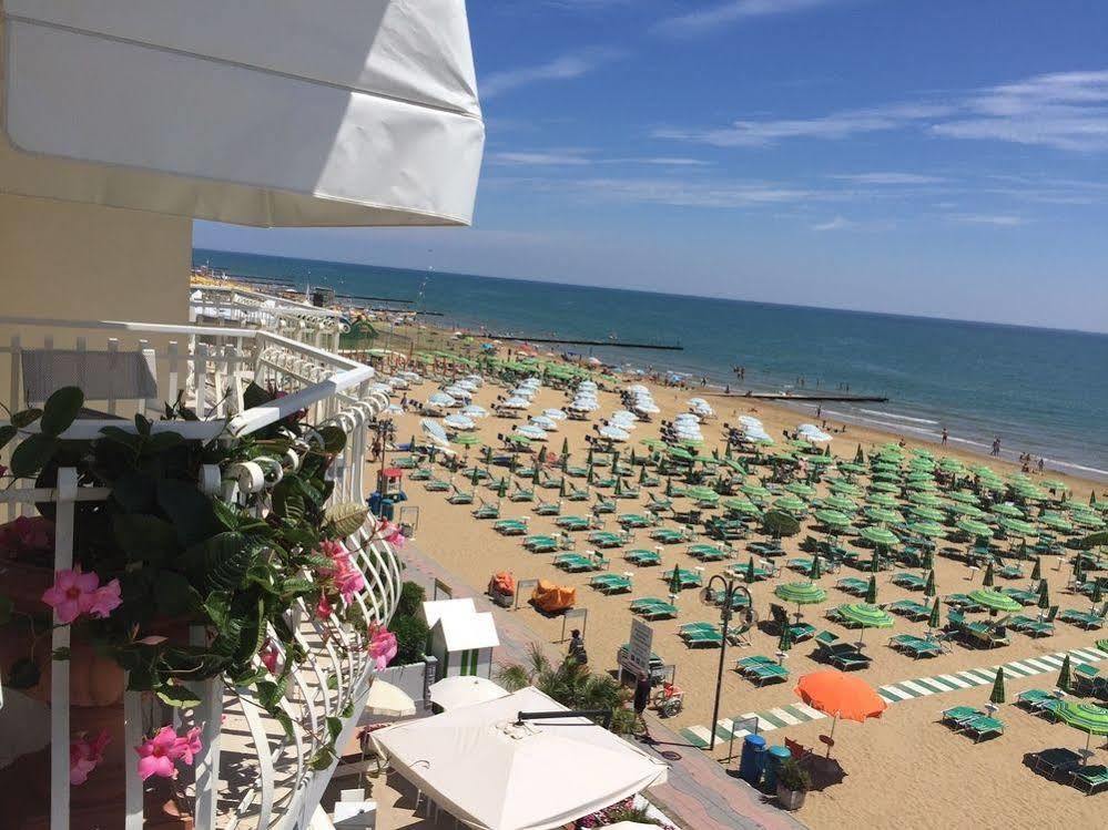 Hotel Bellariva Lido di Jesolo Eksteriør bilde